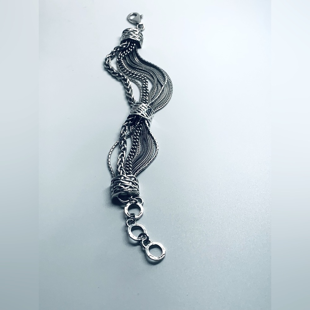 Silpada Sterling TALK OF THE TOWN Mixed Chain 3-Station Bali-Inspired Bracelet - Picture 8 of 16